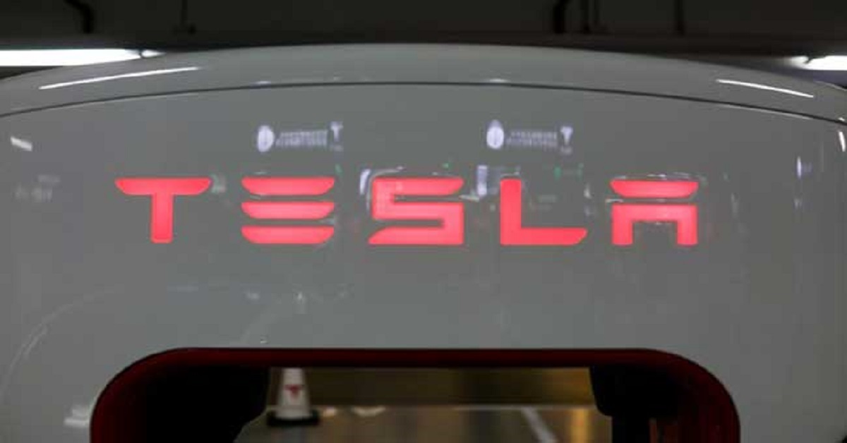 Tesla Profits Plunge 71%, Warns Of ‘Changing Political Sentiment’